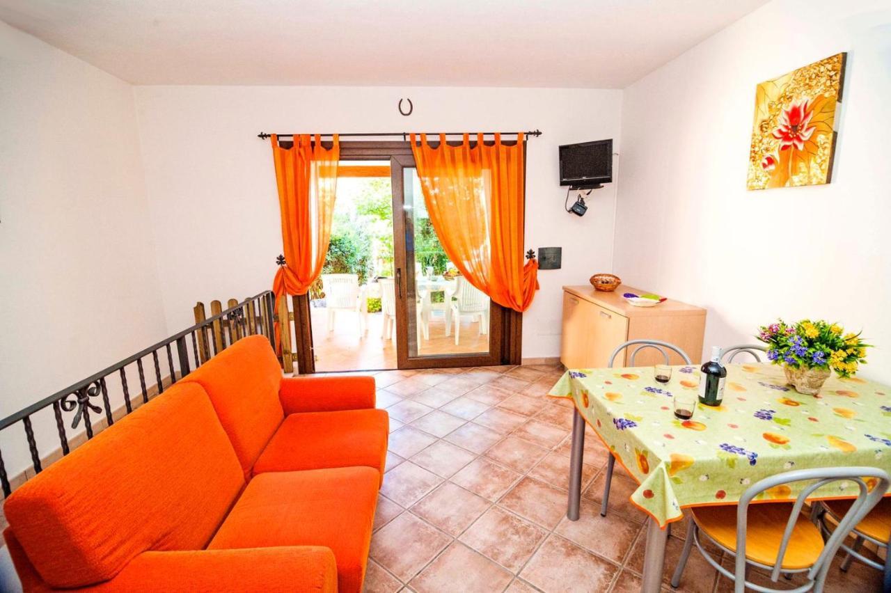 Residence Lu Soli Budoni Affitti Extérieur photo