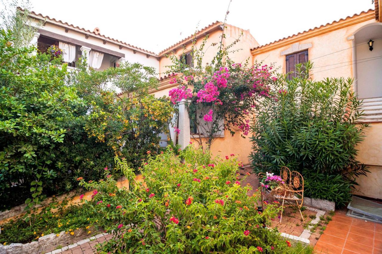 Residence Lu Soli Budoni Affitti Extérieur photo